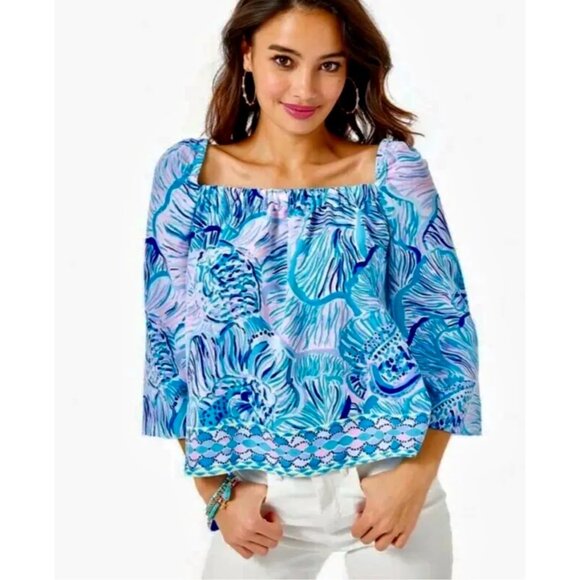 Lilly Pulitzer Women's Lizzie Top Bermuda Blue Fishful Thinking Engineer… - Picture 1 of 13
